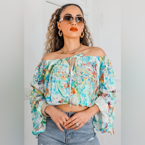 Floral Off-Shoulder Top - Picture 1 of 7